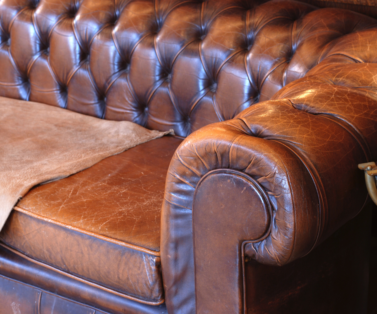 5 THINGS TO KNOW BEFORE BUYING LEATHER SOFA?